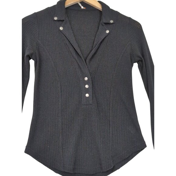 Free People Top Womens XS Black Long Sleeve V-Neck Henley Textured Collar Casual - Picture 2 of 9
